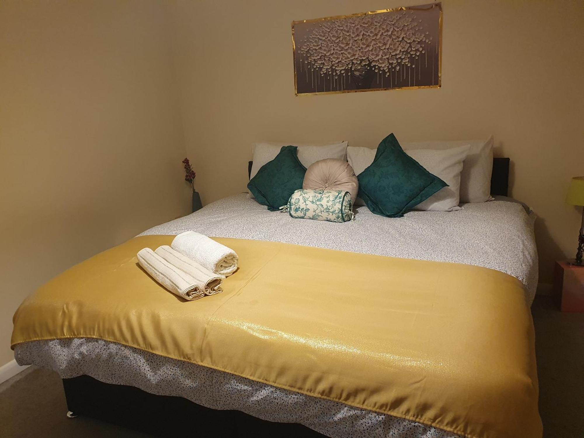 Lovely 1Bedrood Apartment جيلدفورد المظهر الخارجي الصورة
