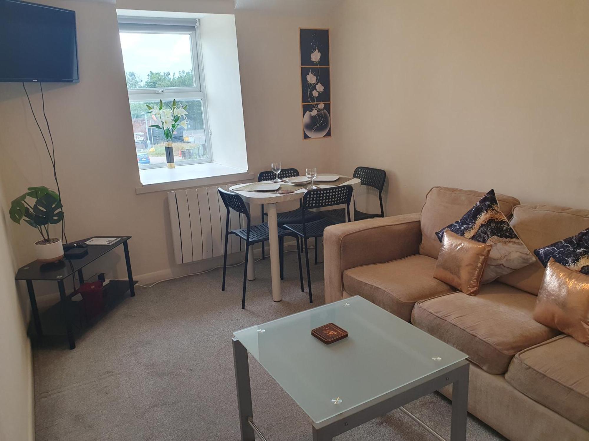 Lovely 1Bedrood Apartment جيلدفورد المظهر الخارجي الصورة