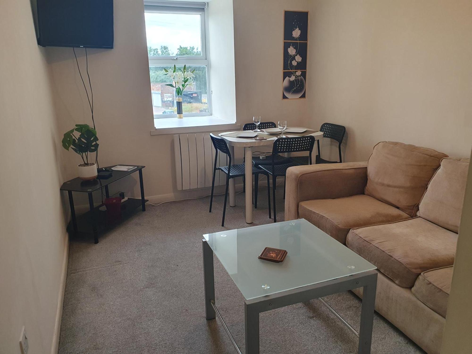 Lovely 1Bedrood Apartment جيلدفورد المظهر الخارجي الصورة