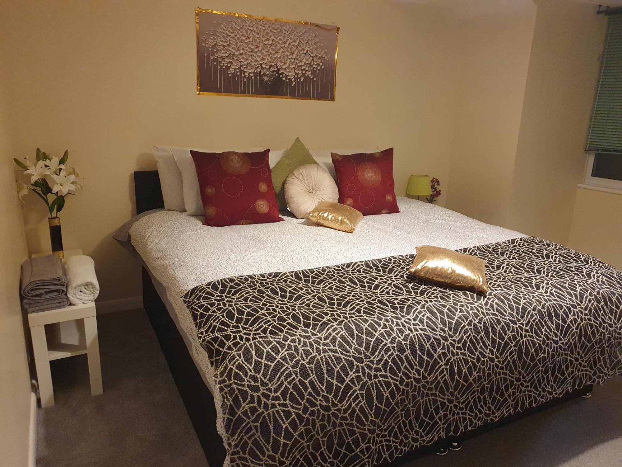 Lovely 1Bedrood Apartment جيلدفورد المظهر الخارجي الصورة