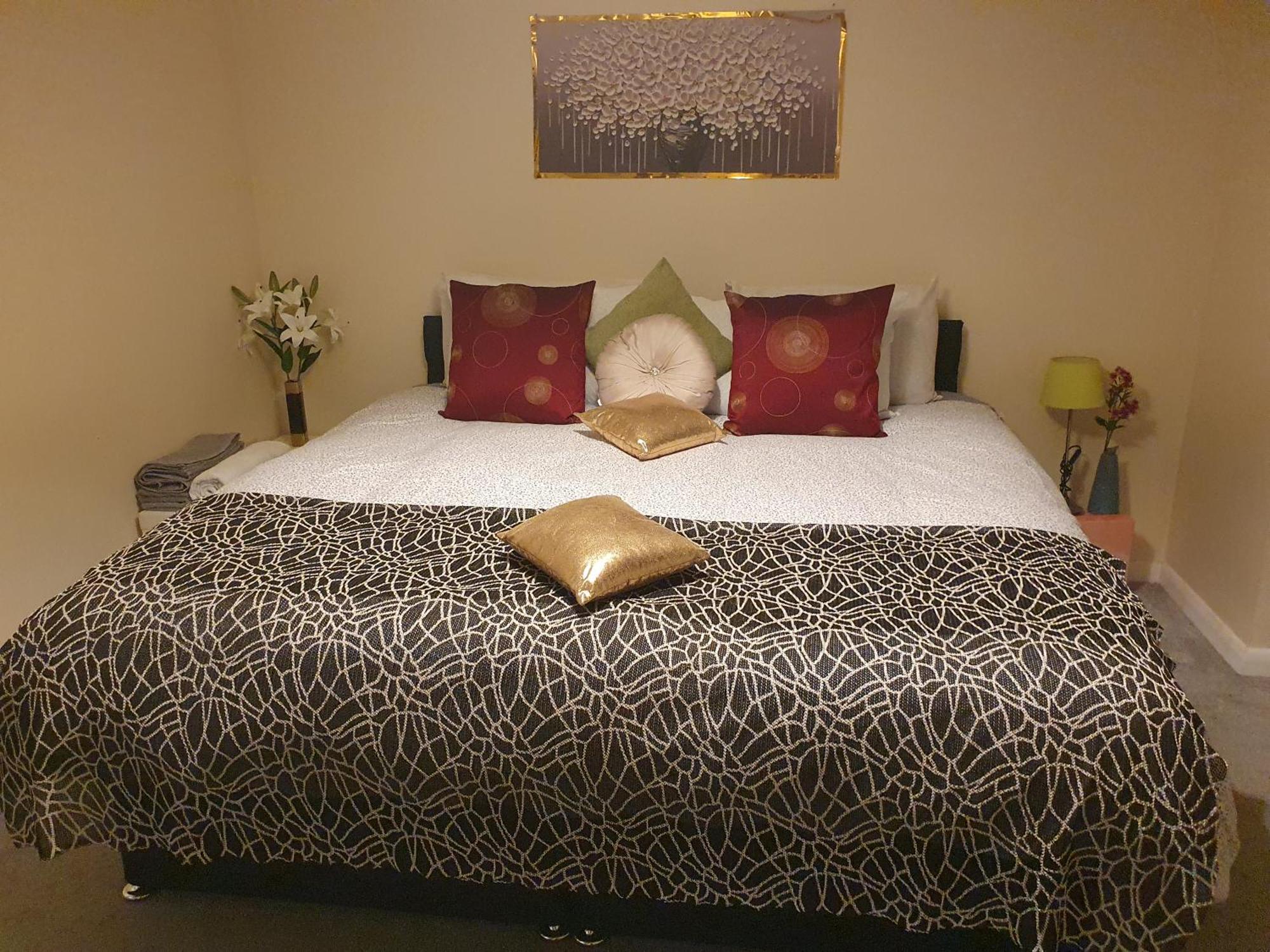 Lovely 1Bedrood Apartment جيلدفورد المظهر الخارجي الصورة