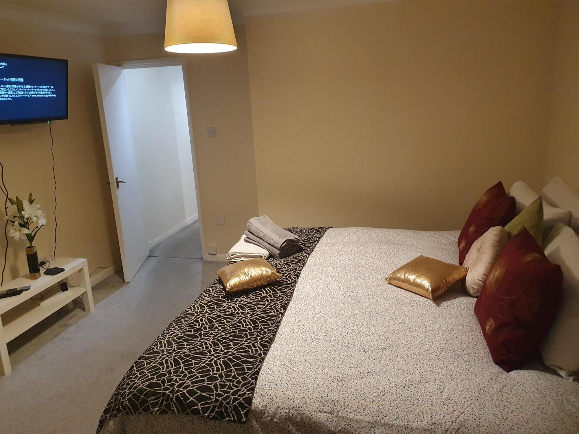 Lovely 1Bedrood Apartment جيلدفورد المظهر الخارجي الصورة